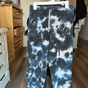 Colsie Gray and Blue Tie-Dye Pajama Pants